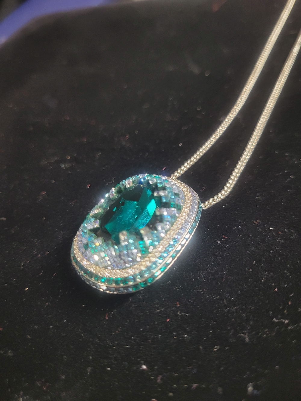 Swarovski Pendant Necklace - Picture 8 of 10